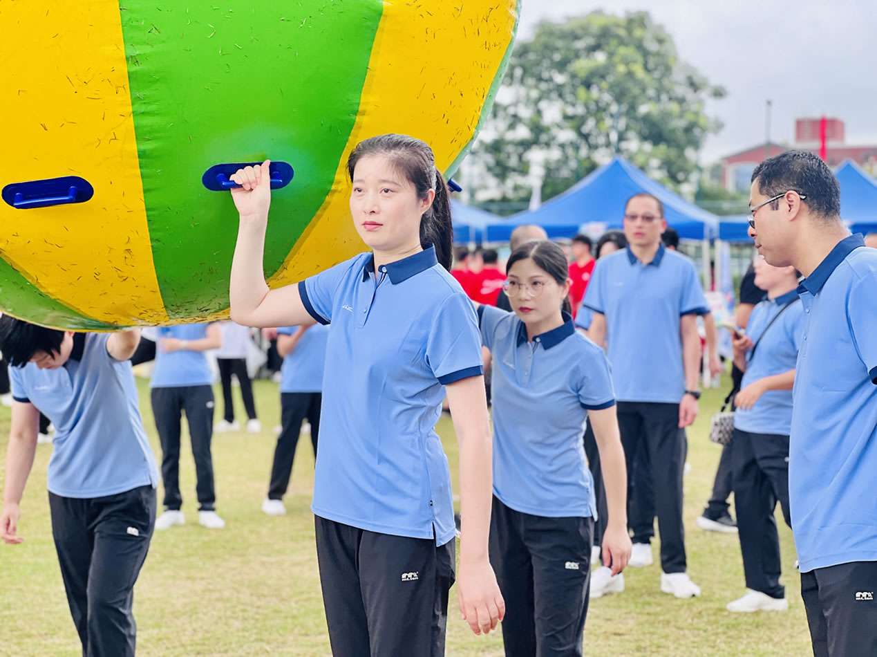 2023年11月，公司选派职工运动员代表参加珠海港集团第十四届职工运动会